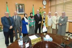 وزير الصحة يعد بالتكفل بإنشغالات القابلات