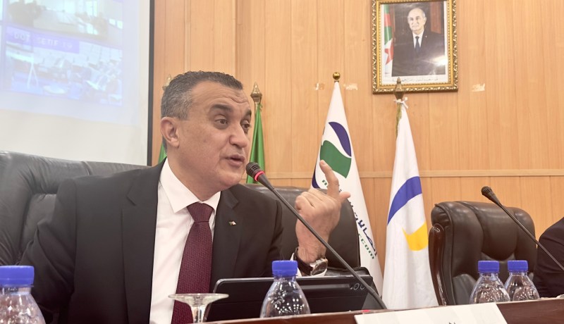 وزير البريد يُسدي تعليمات هامة حول السيولة والأنترنت