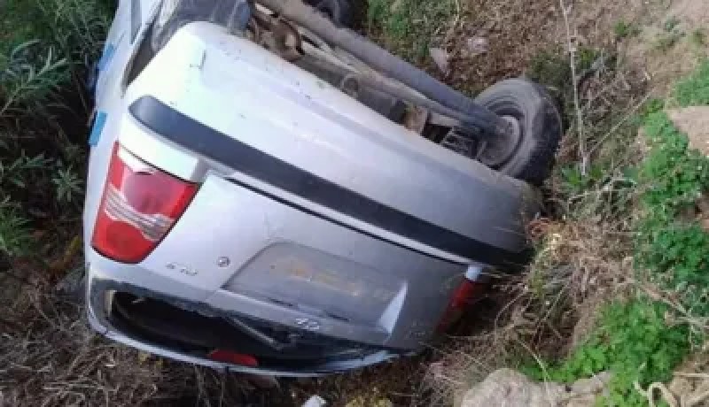  الجلفة: 3 جرحى في حادث انحراف سيارة بالبويقلة في قطارة