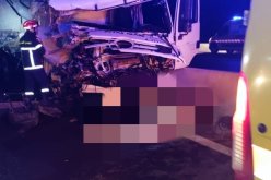 قسنطينة.. قتيل وجريح في اصطدام بين شاحنتين