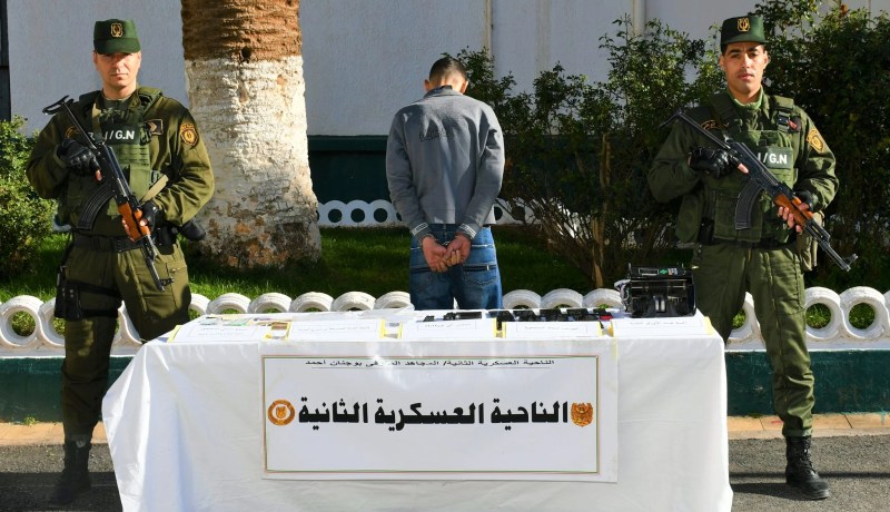 توقيف “مالو إلياس” أخ بارون المخدرات المدعو “مالو إمام” بباب العسة بتلمسان