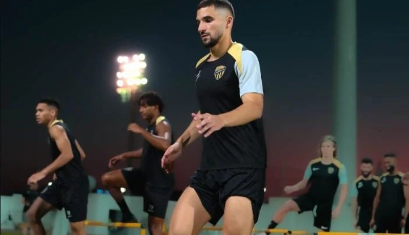 عوار يتعافى ويلتحق بتدريبات اتحاد جدة