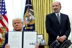 ترامب يجعل اللغة الإنجليزية لغة رسمية للولايات المتحدة