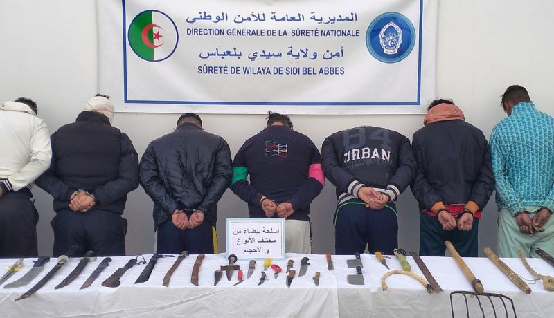 الإطاحة بعصابة من 11 شخصا زرعت الرعب بقرية البواعيش في سيدي بلعباس