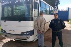 توقيف سائق حافلة لسيره على الرصيف بدل الطريق بوهران
