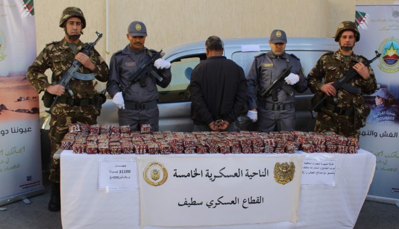 جمارك.. حجز أكثر من 31 ألف قرص مهلوس وتوقيف 5 أشخاص بسطيف