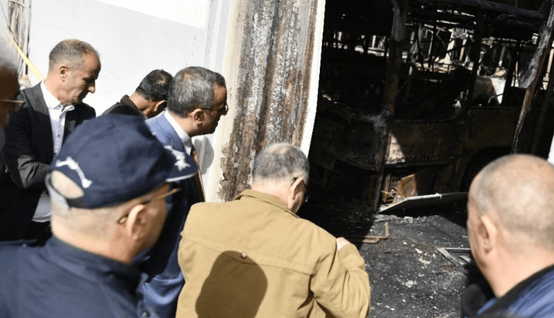 والي سوق أهراس يقدم تقريره في حادثة احتراق 7 حافلات