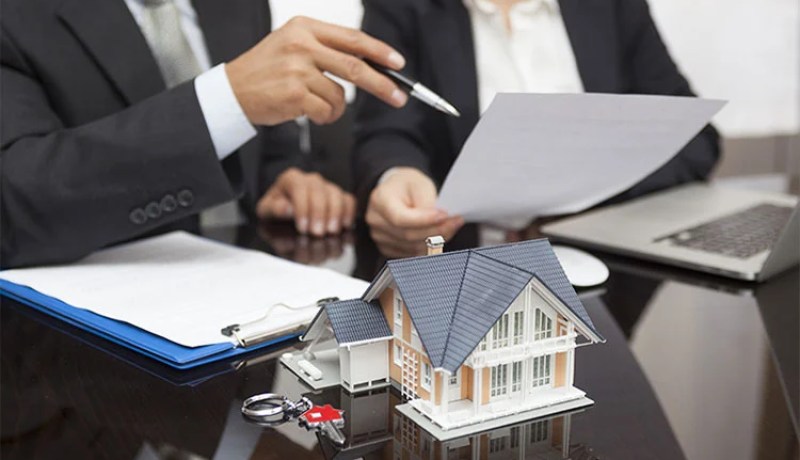 مرقي عقاري متهم بإصدار شيك بـ 3.5 مليار سنتيم بدون رصيد بالشراقة