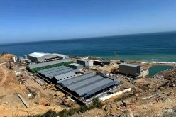 والي بجاية يتفقد مشروع محطة تحلية المياه تغرمت بتوجة