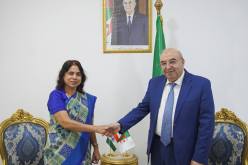 وزير الصناعة يستقبل سفيرة الهند بالجزائر