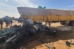 المنيعة.. وفاة شخص في اصطدام بين شاحنتين 