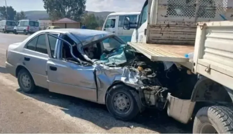 المسيلة.. 6 جرحى في اصطدام بين سيارة وشاحنة ببوسعادة