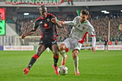 حكم ايفواري لإدارة مباراة العودة بين مولودية الجزائر وأورلاندو بيراتس