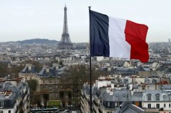 امرأتان من أصول جزائرية في فرنسا تتعرضان للضرب والإهانة باستعمال ألفاظ عنصرية