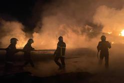 عنابة.. اندلاع حريق في أنابيب خاصة بمشروع تحلية مياه البحر بحي البركة الزرقاء