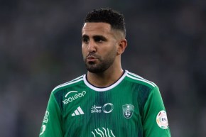 محرز يُبدع بتمريرتين حاسمتين ويقود الأهلي لاكتساح النجمة