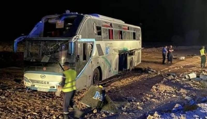 بشار.. 7 جرحى في انحراف حافلة لنقل المسافرين