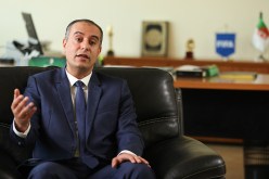 الوزير صادي يستقبل البطلة الأولمبية كيليا نمور