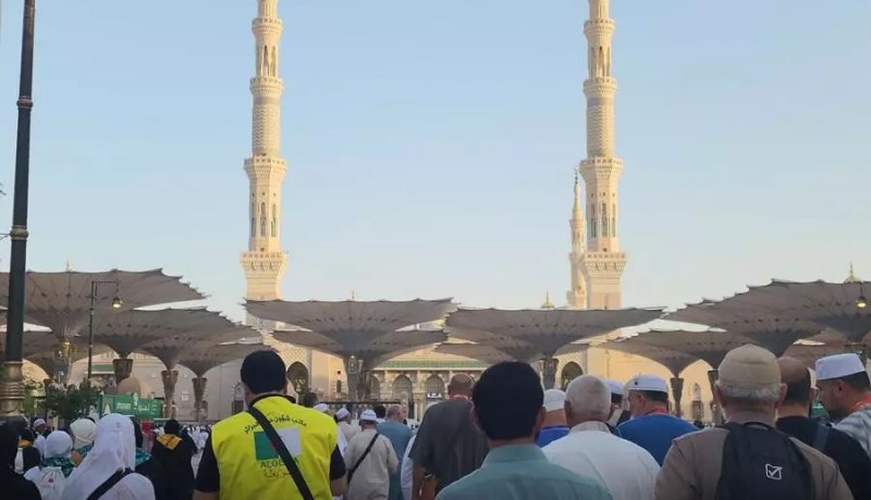 أول فوج من الحجاج الجزائريين يصل إلى مكة المكرمة