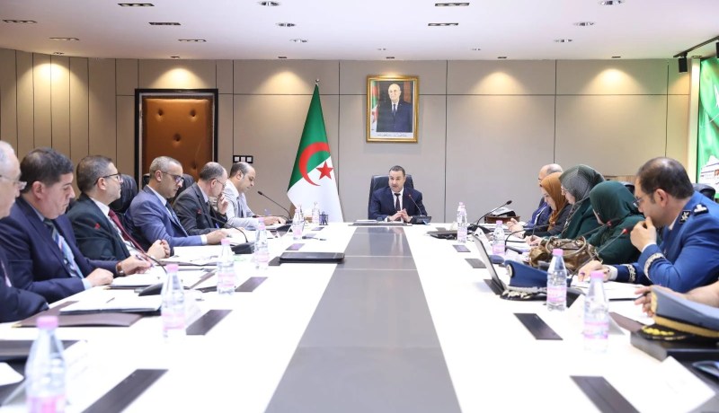 استيراد وتصدير.. وزير النقل يحثّ على تذليل الصعوبات أمام المتعاملين الاقتصاديين