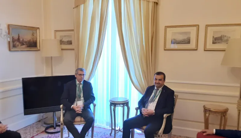 عرقاب يناقش مشروع الربط الكهربائي المباشر بين الجزائر وإيطاليا
