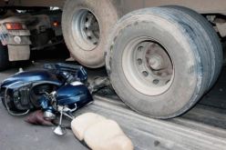 عين الدفلى.. قتيلان في اصطدام بين شاحنة ذات مقطورة ودراجة نارية بخميس مليانة