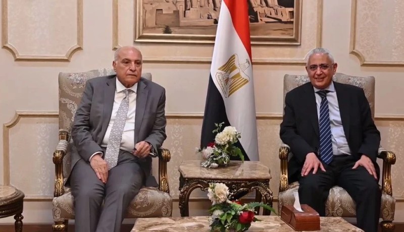 عطاف في القاهرة للمشاركة في الاجتماع الوزاري لدول الجوار بشأن الأزمة في ليبيا