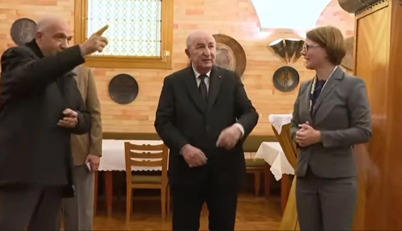 الرئيس تبون يزور القصر المتحف بمنطقة بردو في سلوفينيا