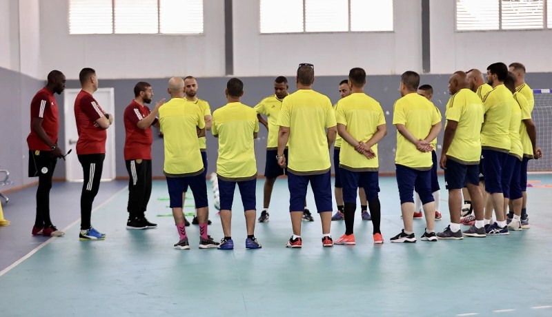انطلاق أولى دورات التكوين لمدربي كرة القدم داخل القاعة بمركز فوكة