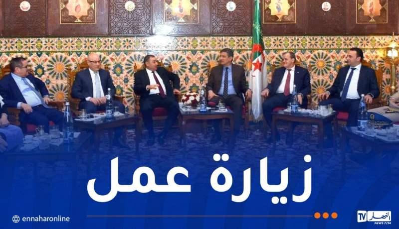 وفد وزاري يشرع في زيارة عمل بالعاصمة