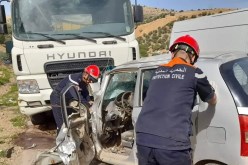 عين الدفلى.. 6 جرحى في اصطدام بين سيارة وشاحنة بـ أولاد المهدي
