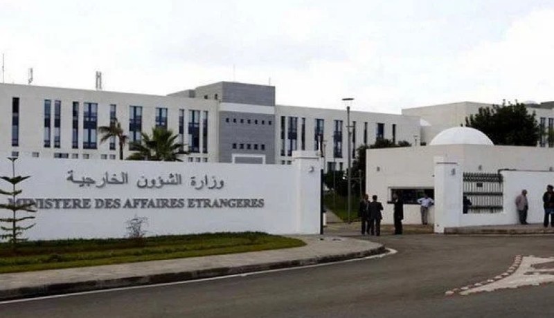 إنهاء مهام عدد من السفراء
