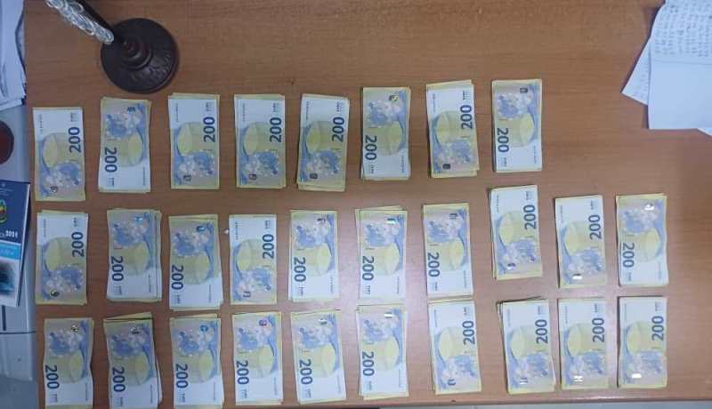 حجز 28 ألف أورو بحوزة مسافر بمطار عنابة