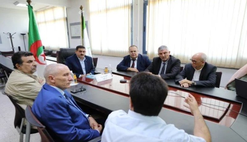 دربال يشيد بالعمل الميداني لأعوان شبكات التطهير خلال أيام العيد