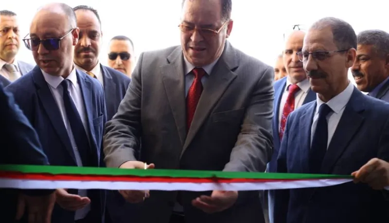 تدشين المقر الجديد للإذاعة الجزائرية من بشار وبني عباس