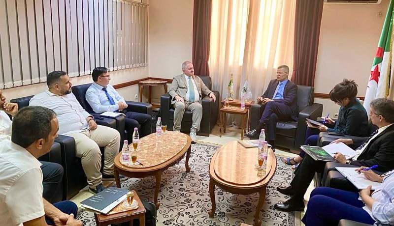دراسة تجسيد مشروع استثماري هام في مجال الطاقات المتجددة بسعيدة