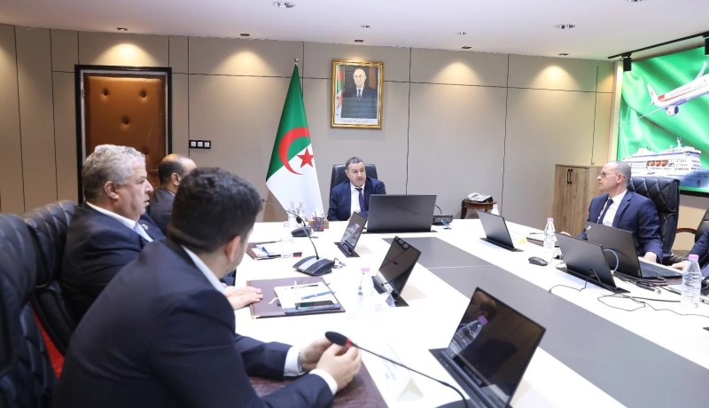 وزير النقل يبحث مع مجمَّعي “مدار” وSNTP مشروع توسعة ميناء مستغانم