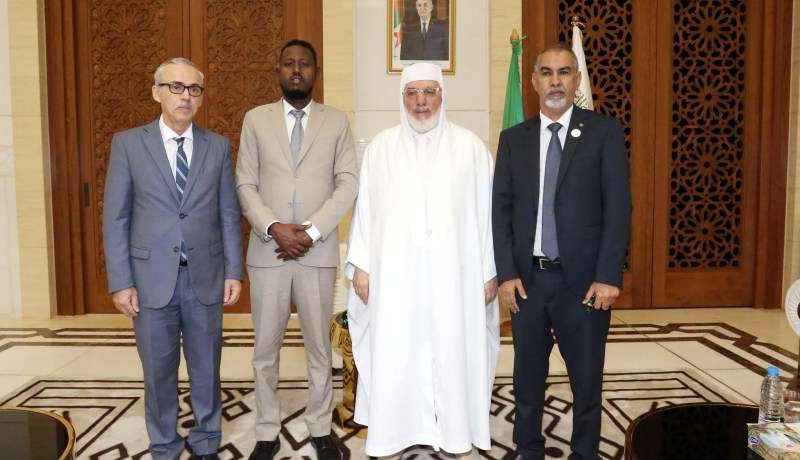 عميد جامع الجزائر يستقبل ضيوف المنتدى العربي الرابع من أجل المساواة