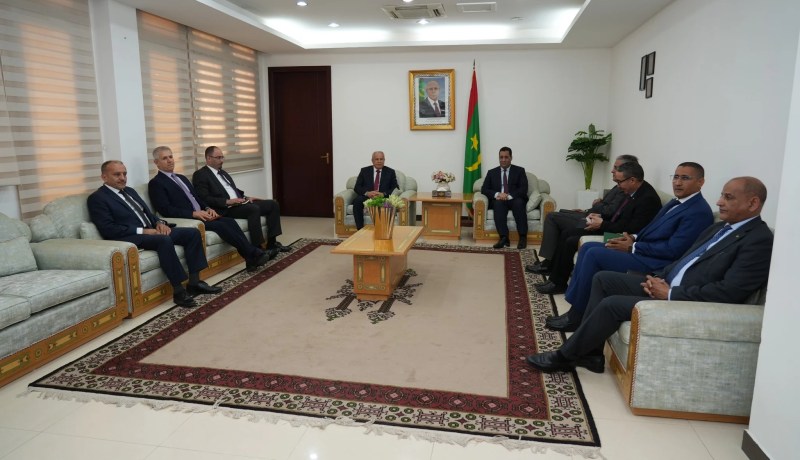 المدير العام لسوناطراك يلتقي الوزير الأول ووزير الطاقة والنفط الموريتانيَّين