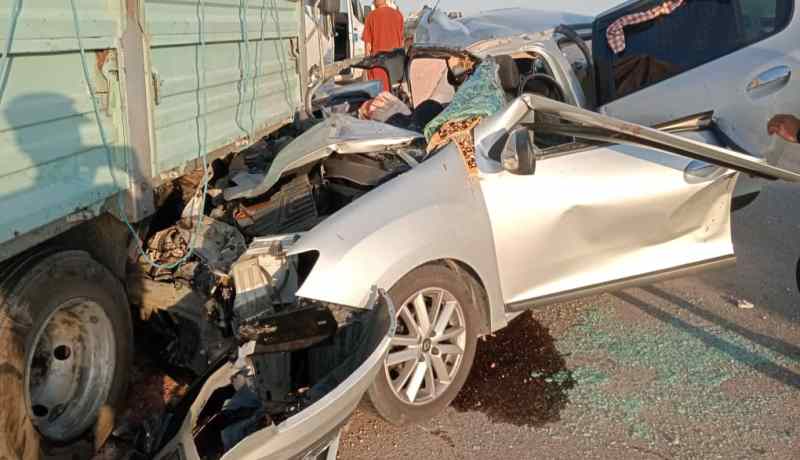 الجلفة.. 5 جرحى في حادث اصطدام سيارة بشاحنة بالبويقلة في مسعد