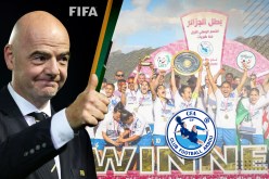 رئيس الفيفا يهنئ فتيات أقبو بعد التتويج باللقب
