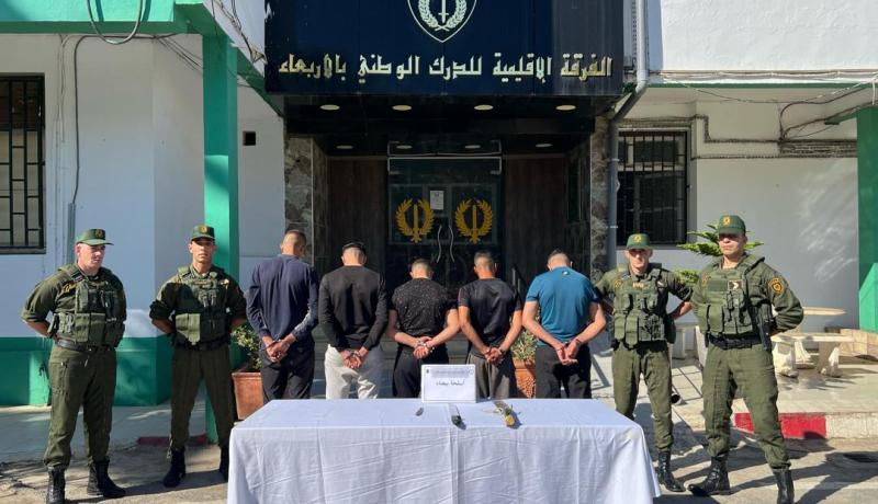 البليدة: توقيف عصابة من 5 أشخاص يزرعون الرعب وسط المواطنين بمفتاح