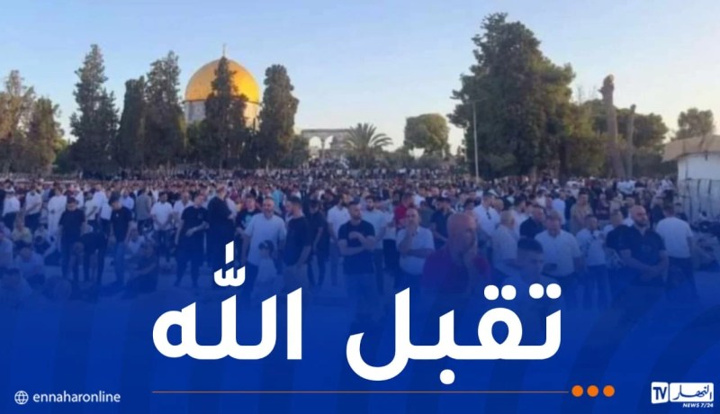 عشرات الآلاف يؤدون صلاة العيد في المسجد الأقصى