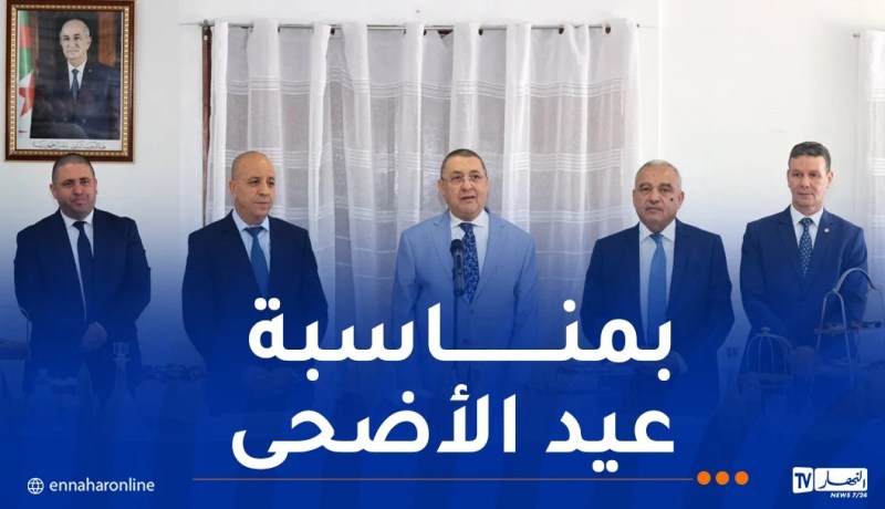 وزير الداخلية يهنئ منتسبي القطاع ويشيد بمجهوداتهم