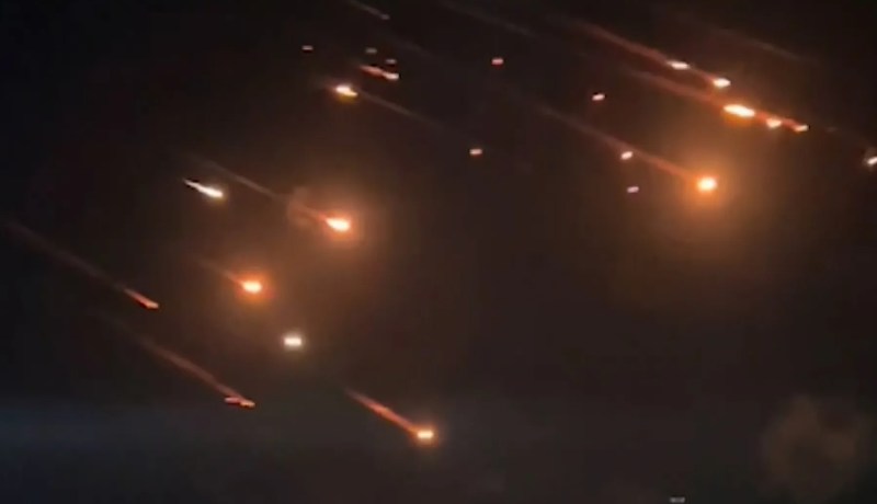 الحرس الثوري الإيراني يكشف تفاصيل الهجوم الصاروخي على الأراضي الفلسطينية المحتلة