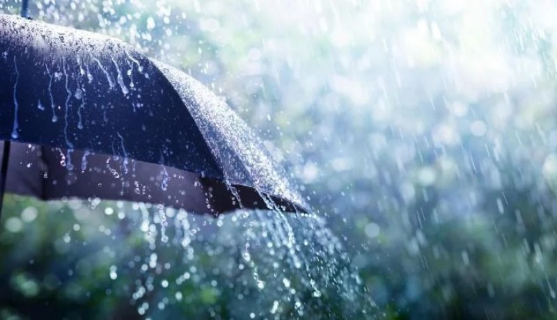 أمطار غزيرة مصحوبة ببَرَد على ولايتين