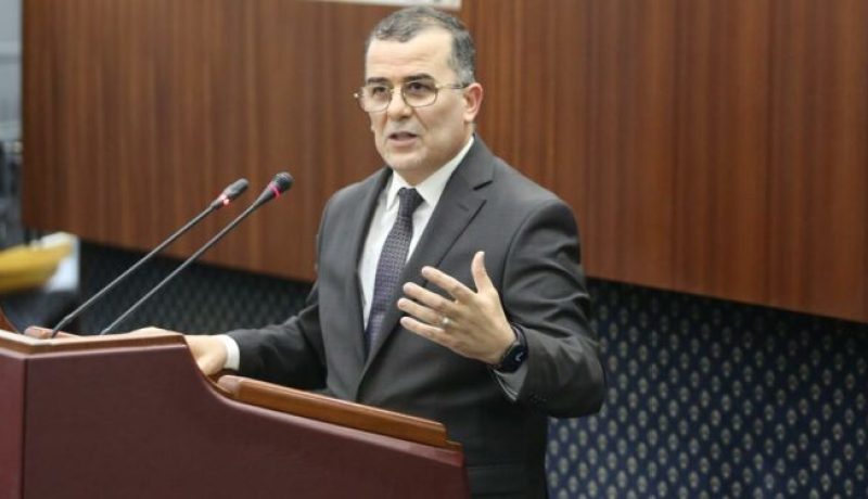 تمديد عطلة الأمومة..بن طالب يعرض مشروع القانون أمام مجلس الأمة