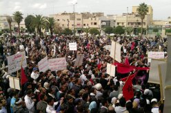بالفيديو.. القهر يخرج المغاربة إلى الشارع والمخزن يطاردهم نحو الجبال