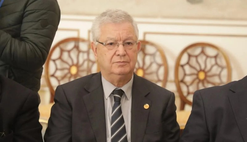 باسم رئيس الجمهورية.. ناصري يعزي في وفاة رئيس جمهورية نيجيريا الأسبق