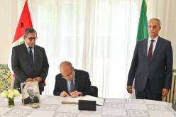 الجزائر تُوقّع على سجل التعازي في وفاة وزير خارجية البيرو الأسبق